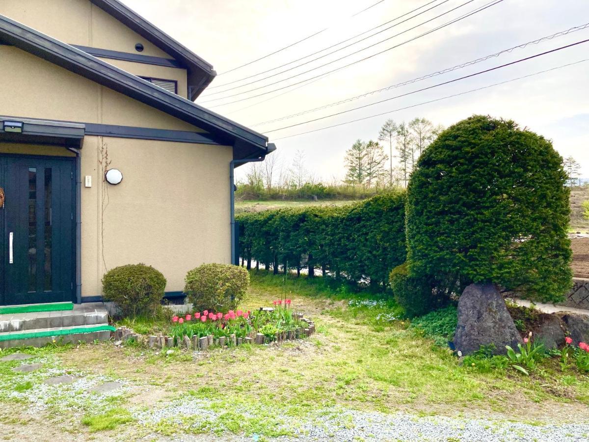 富士河口湖町 富士の樱house 宝栄ヴィラ エクステリア 写真